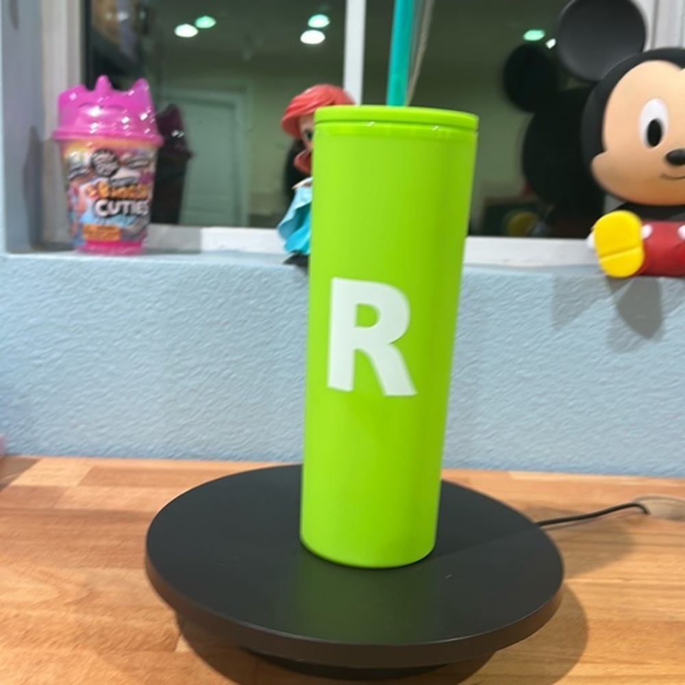 Lime Green R Tumbler with Straw Monogram 22 fl oz